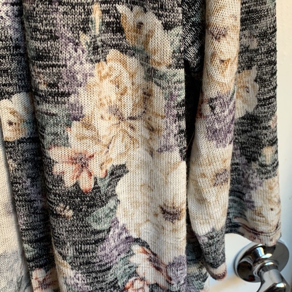 3/4 sleeves lightweight open front sweater - Picture 3 of 4